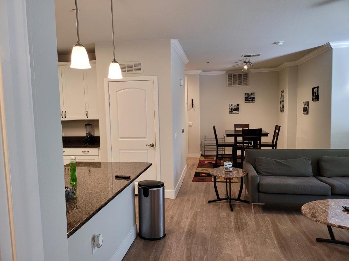 Amazing Vacation & Shopping In San Diego 2 Suits And 3 Bath Fb1 Bagian luar foto