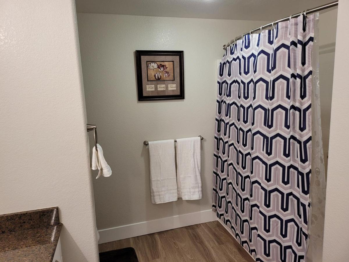 Amazing Vacation & Shopping In San Diego 2 Suits And 3 Bath Fb1 Bagian luar foto